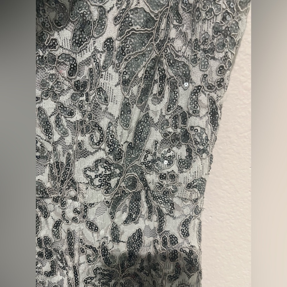Alex Evenings Sequin Cap Sleeve Column Gown Sz 14 in light mint color - Picture 12 of 12